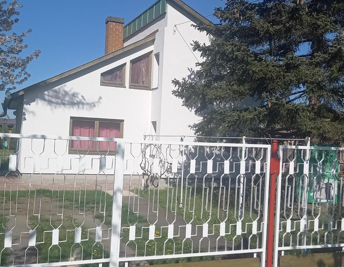 Ket Puli Vendeghaz Apartment Bekescsaba Luaran gambar
