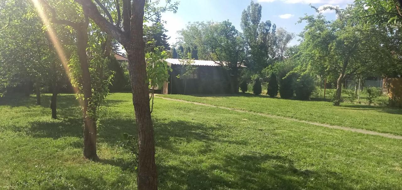 Ket Puli Vendeghaz Apartment Bekescsaba Luaran gambar