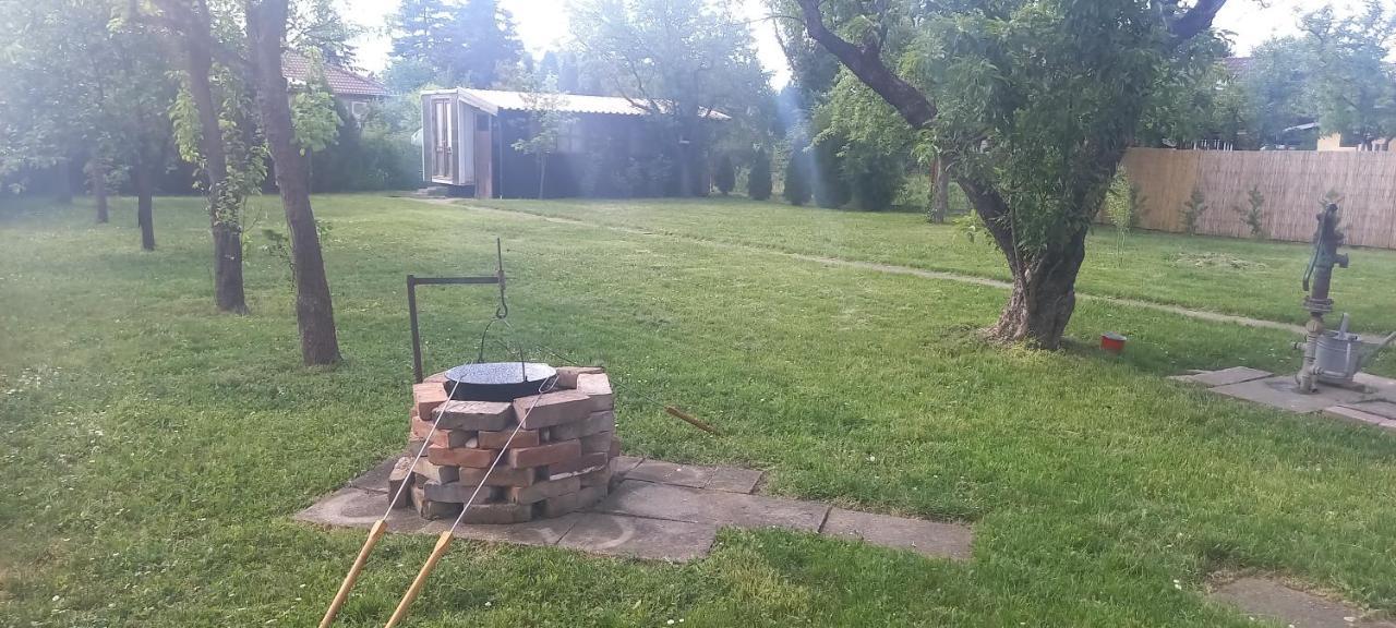Ket Puli Vendeghaz Apartment Bekescsaba Luaran gambar